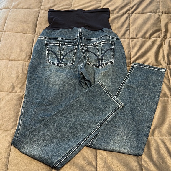 Maternity Jeans - Picture 4 of 4